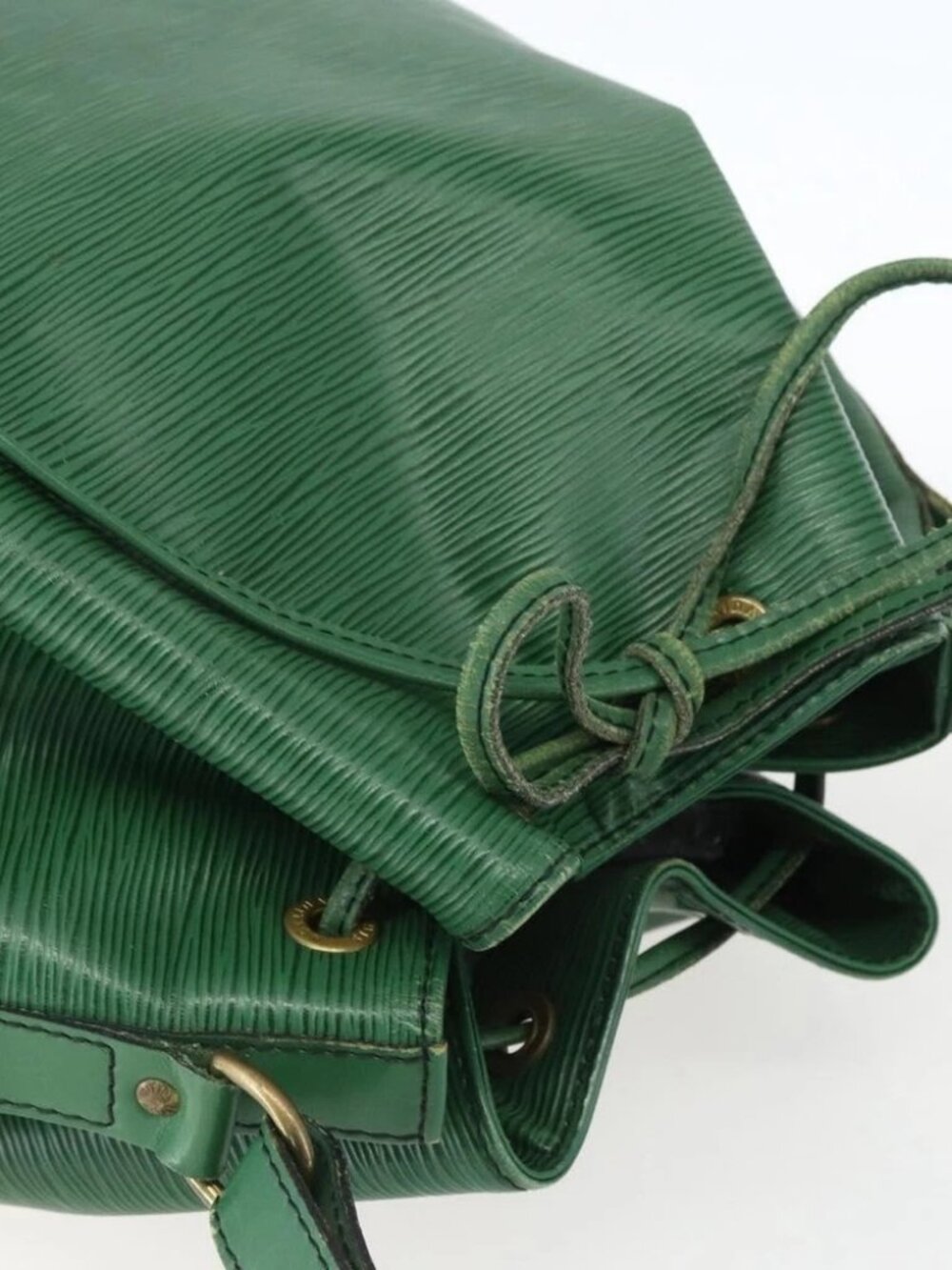 LOUIS VUITTON Epi Noe Shoulder Bag Green M44004 LV Auth - Picture 7 of 15